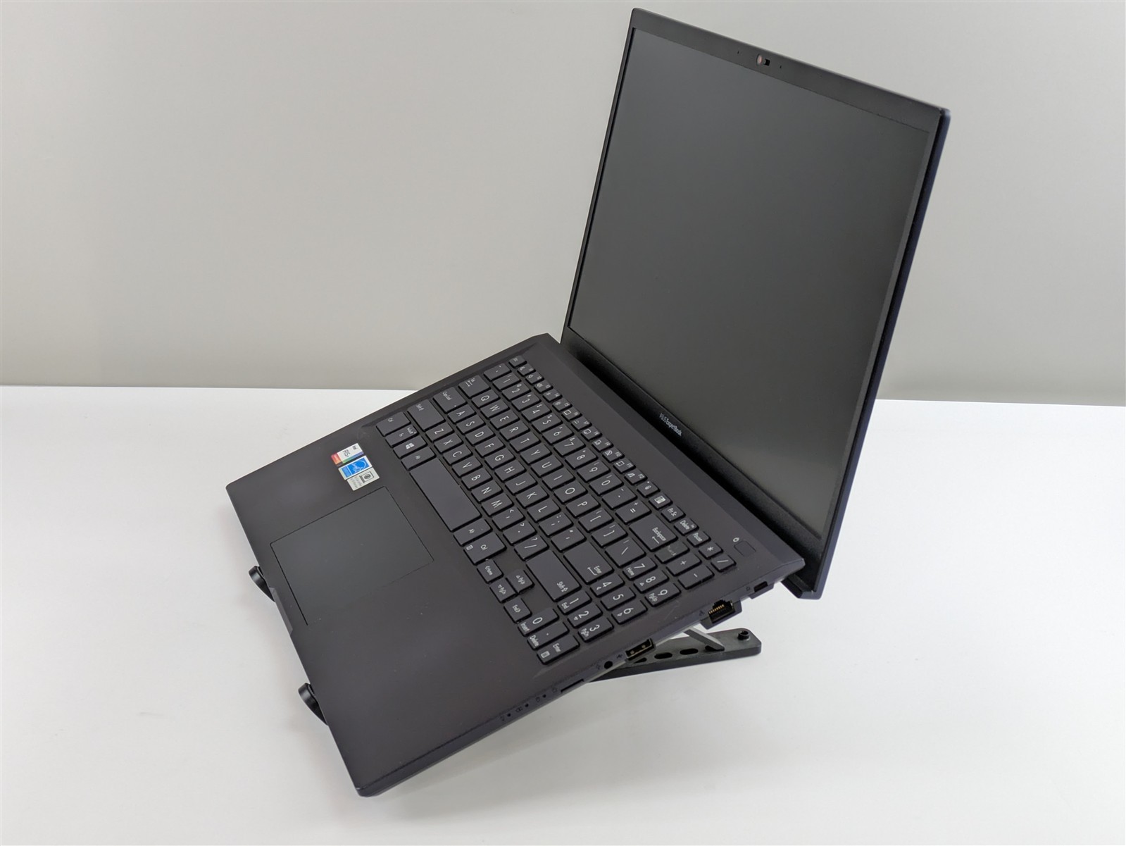 Asus ExpertBook B1 B1500 i7-1165G7 16GB RAM 512GB SSD 15.6″ FHD W11P (26888)