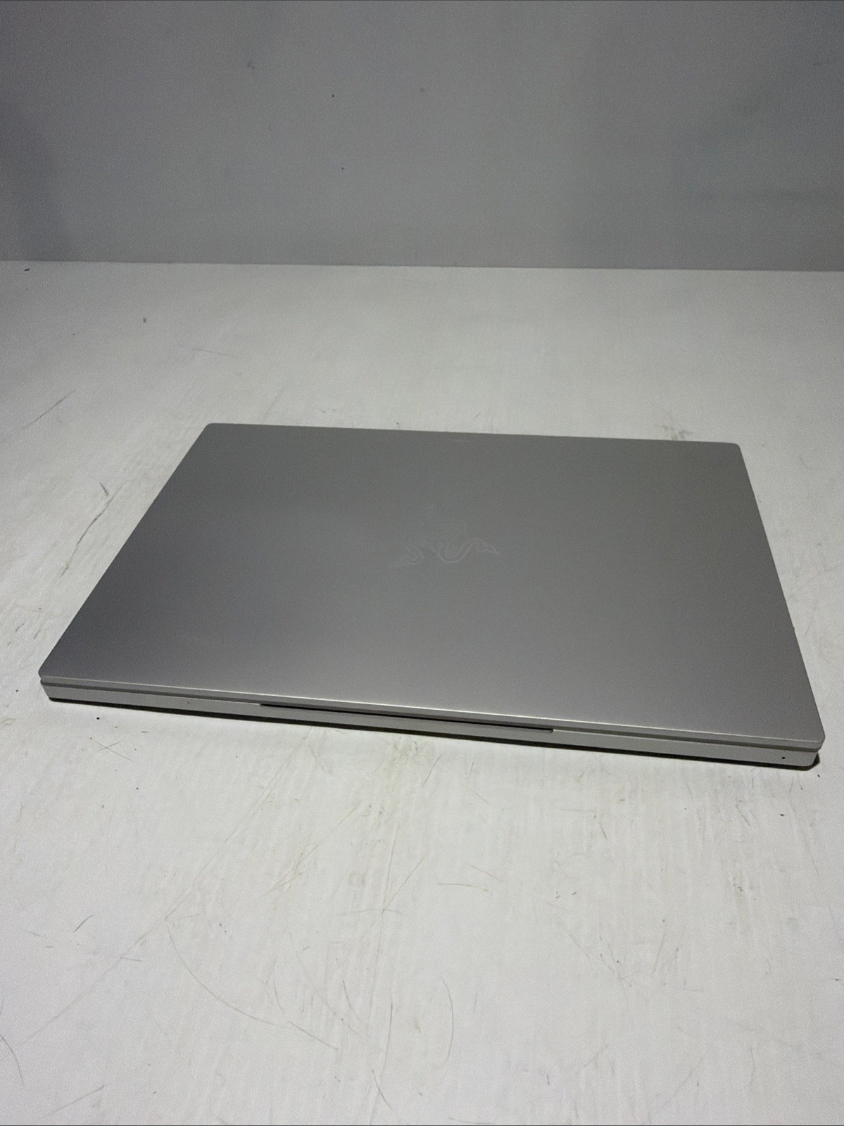 Razer Book 13 Touch Laptop i7-1165G7 16gb Ram 512gb SSD Windows 10 Home