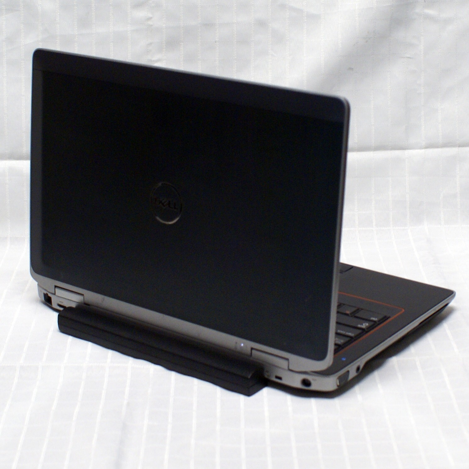 Dell Latitude E6320 Intel i5 2520M 2.5Ghz 4GB 250GB Window 10 Home W Ac Adapter
