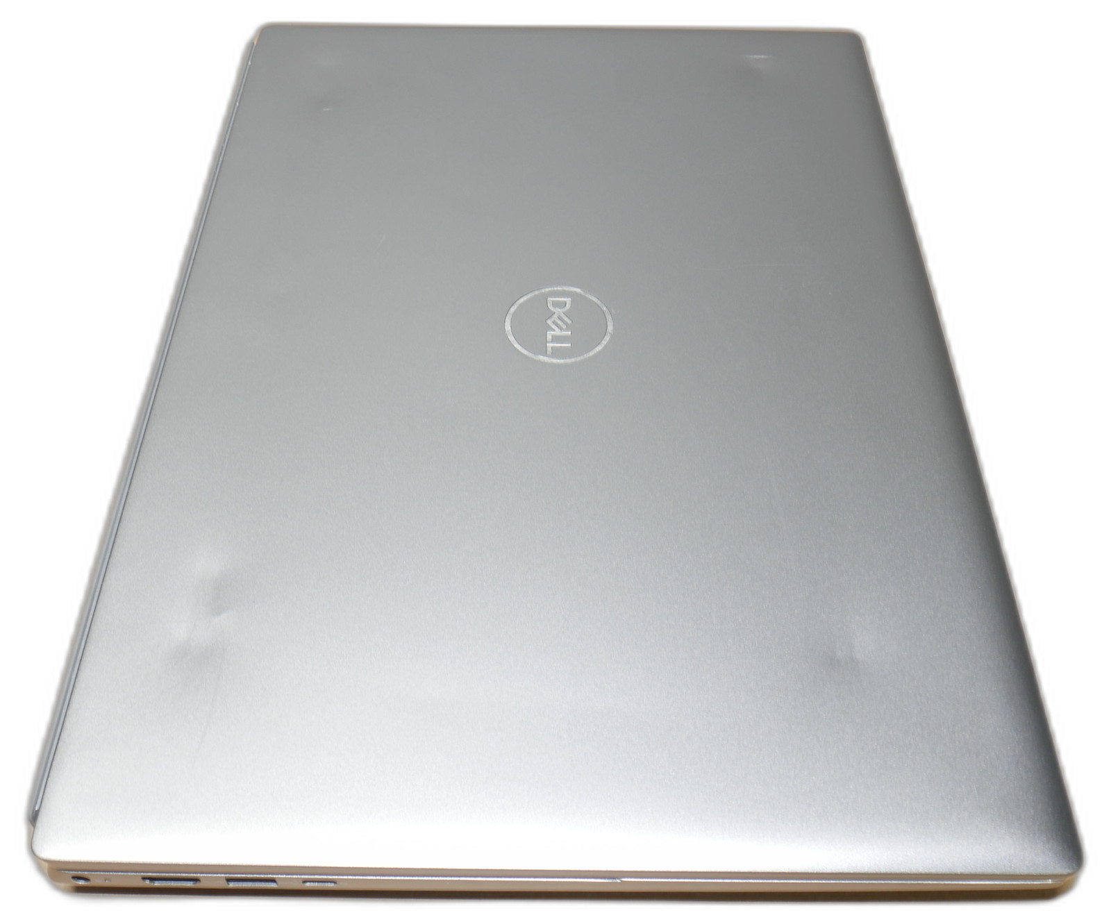 Dell Vostro 5620 Intel Core i7-1260P 1.70GHz 16 GB 256GB SSD 16″ Win 11 Pro SH