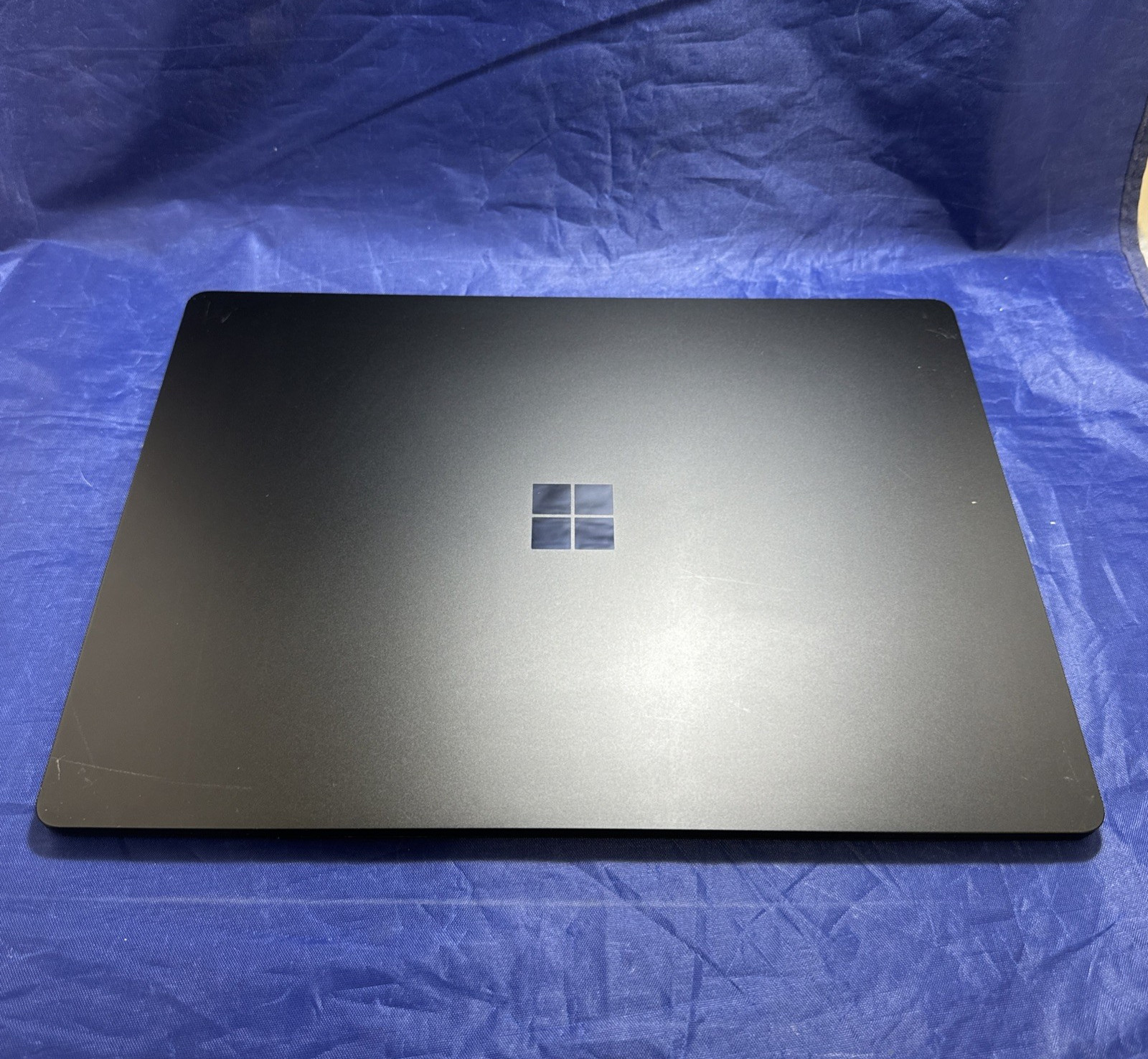 Microsoft Surface Laptop 3 13.5” 16GB 256GB i5-1035G7 1.20GHz Win 11 Pro