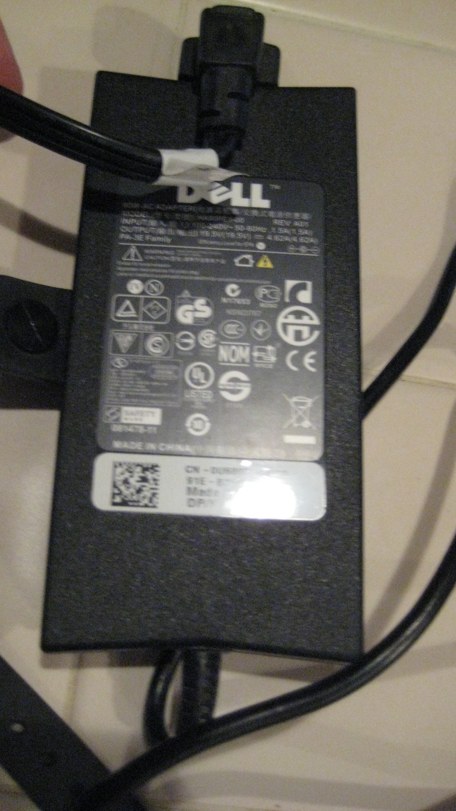 Dell Studio 1555 Laptop Pentium Dual-Core@2.2GHz, 2GB RAM, 500GB HDD, Win 7 Home