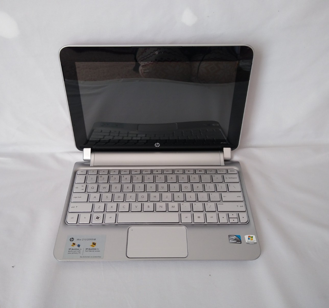 HP Mini 210 2090NR Intel Atom Laptop Notebook 10.1in 250 GB HDD Windows 7 Red PC