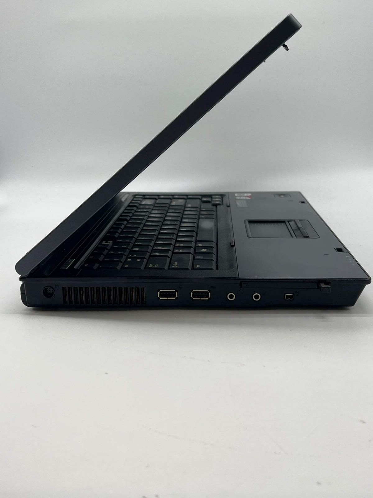 HP Compaq 6710b Core 2 Duo 2GB DDR2 – For Parts Bad Battery