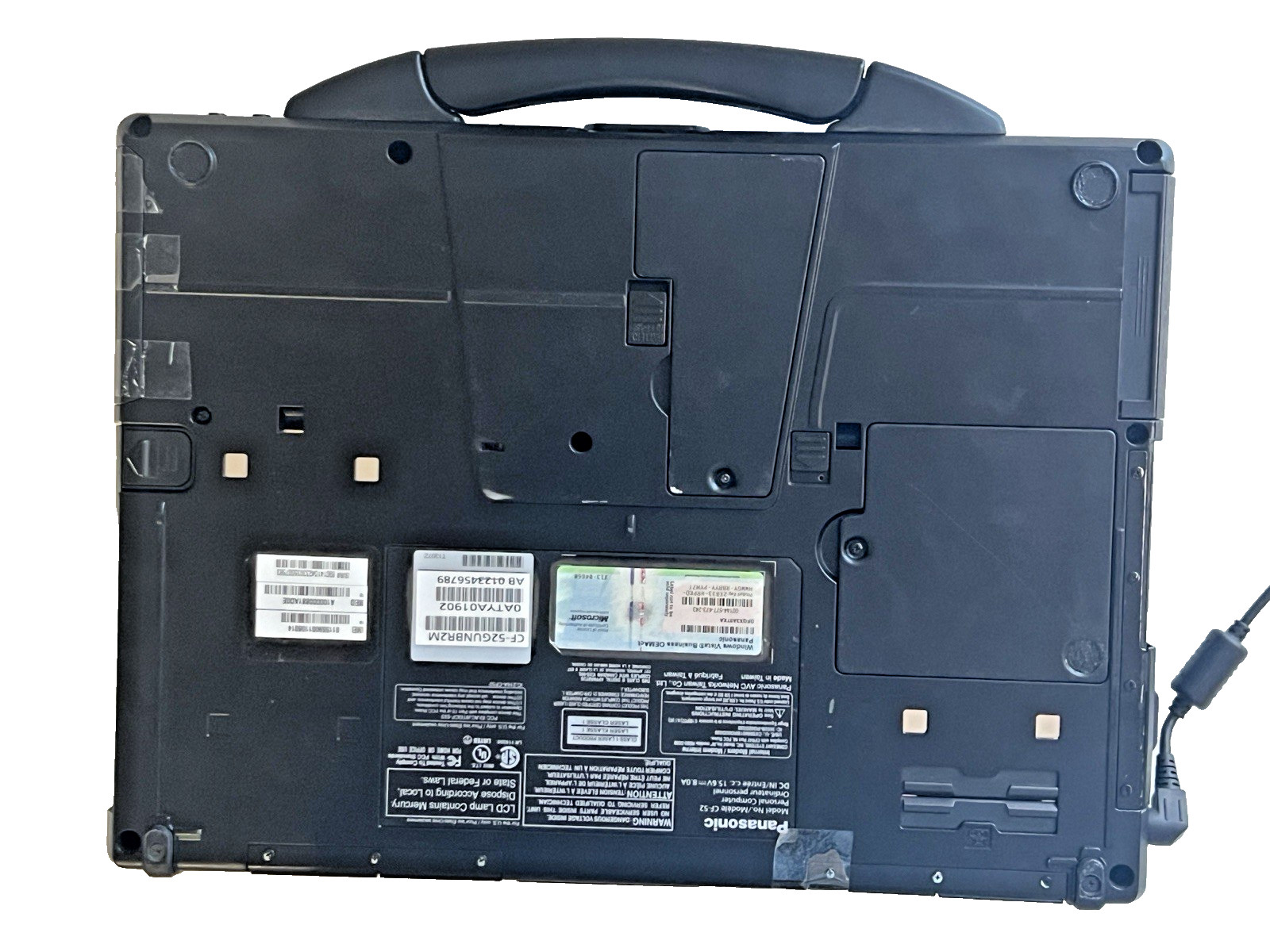 Panasonic Toughbook CF-52 Core 2 Duo P8400 2.26GHz 4GB 128GB SSD LTE WINDOWS 7P