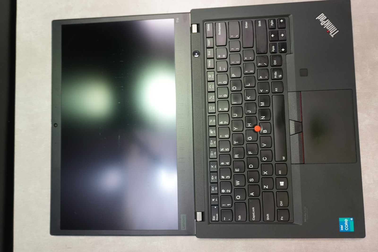 Lenovo ThinkPad T14 Gen 2i i5-1135G7 24GB 256GB Wi-Fi 6E 14in Win11 Pro READ
