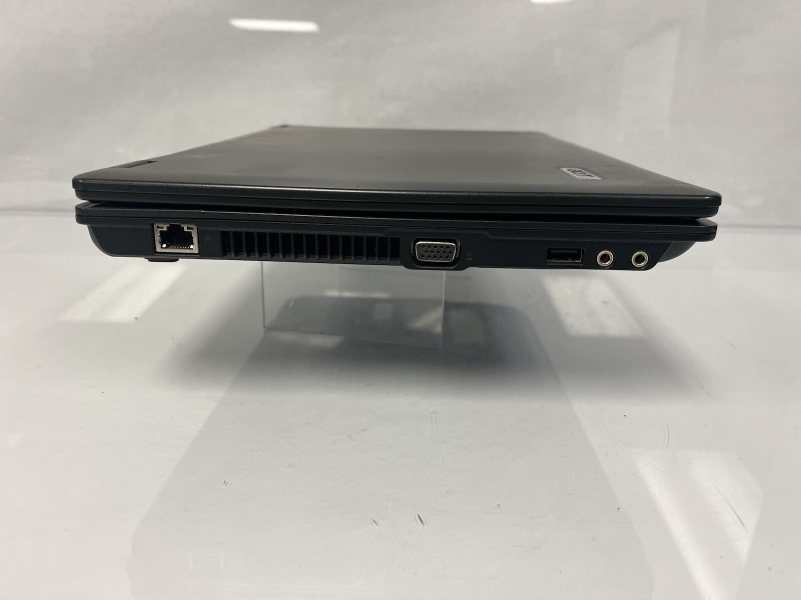 Acer Extensa 5635-6011 Laptop Intel Core 2 Duo T6570 3GB Ram No HDD FOR PARTS