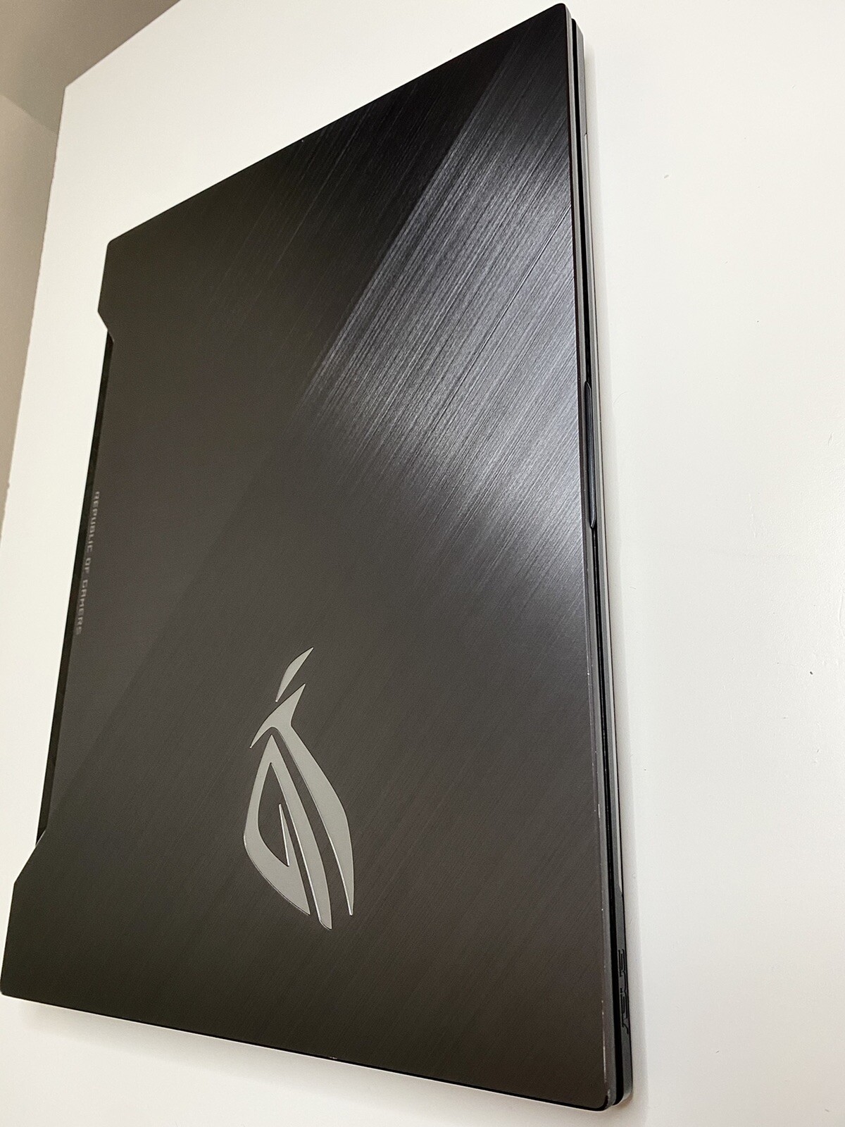 ASUS ROG Strix Scar 2 GL504G Gaming Laptop NVIDIA GeForce !Read discription!