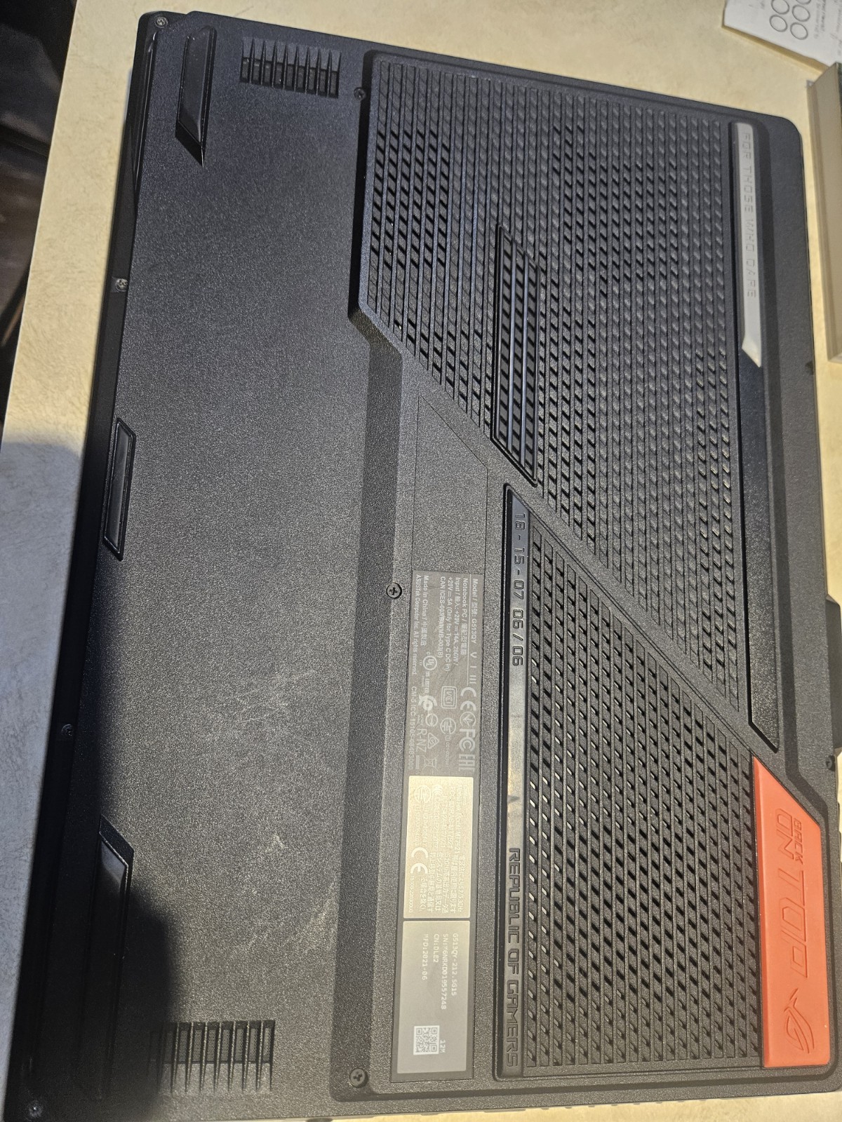 Asus ROG Strix G513QY Ryzen 9 5000 Series, 4.80GHz, 16GB) Gaming