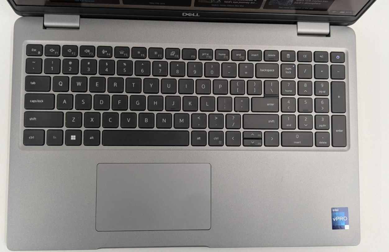 Dell Latitude 5540 i5 13th Gen 16GB 512GB SSD Windows 11 *One Year Warranty*