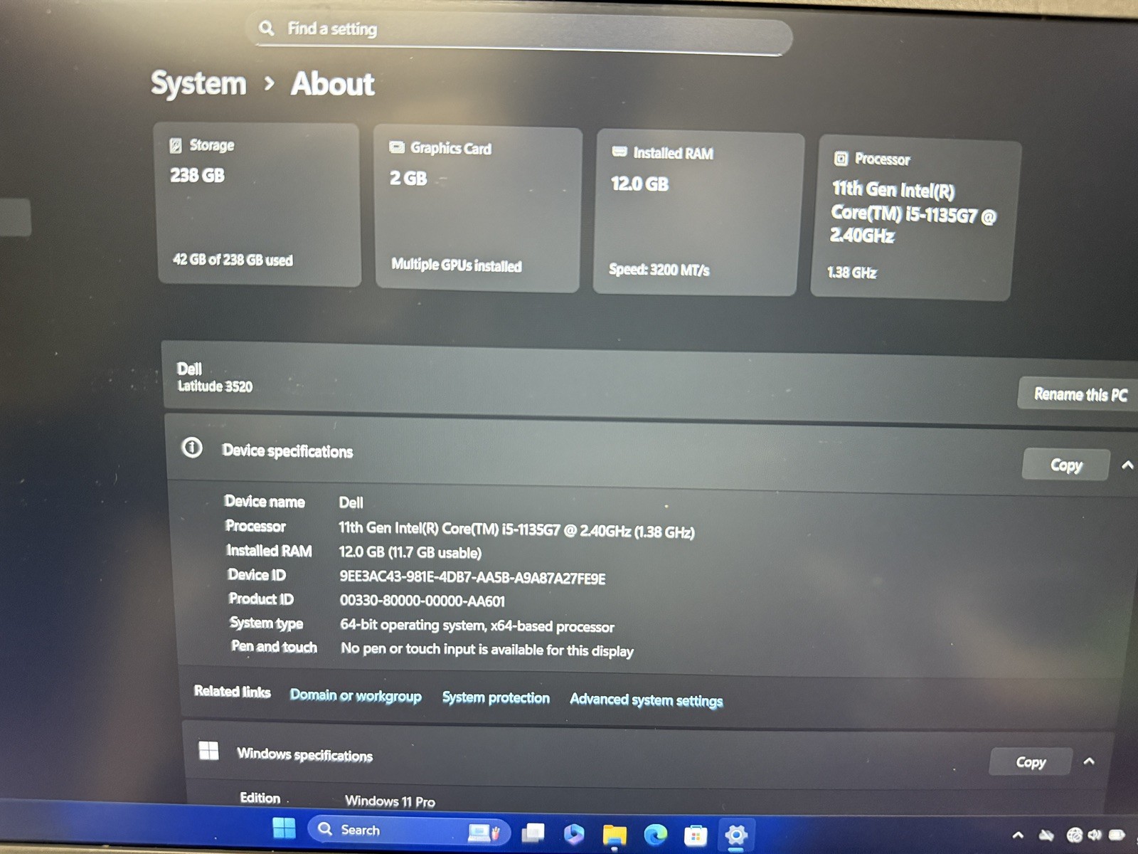 Dell Latitude 3520 15.6 i5-1135G7 2.40GHz 12GB RAM 256 GB SSD NVIDIA MX350