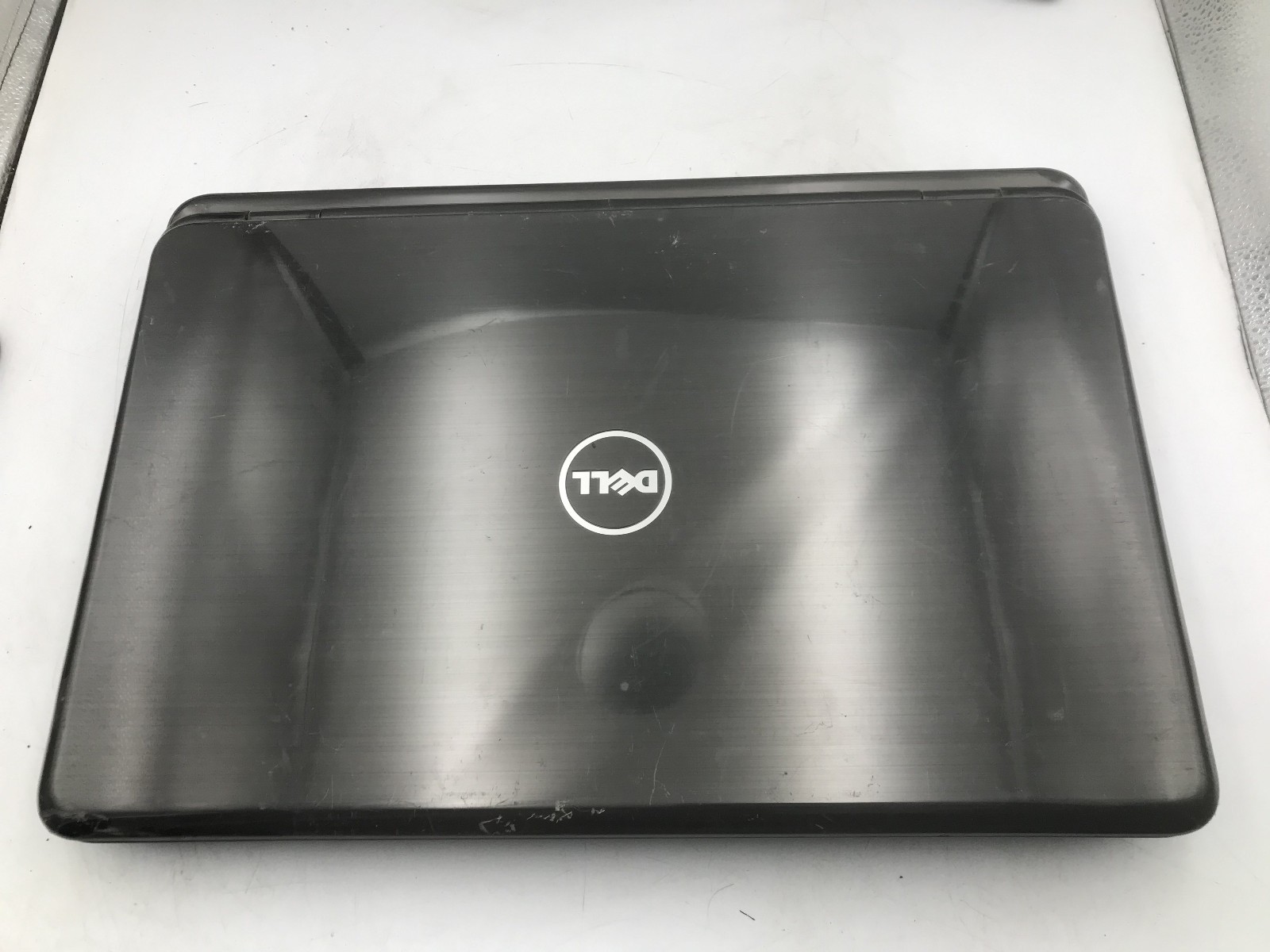 DELL INSPIRON N7110 – FOR PARTS/REPAIR – INTEL i5-2450M – NO RAM -READ DESC- BB