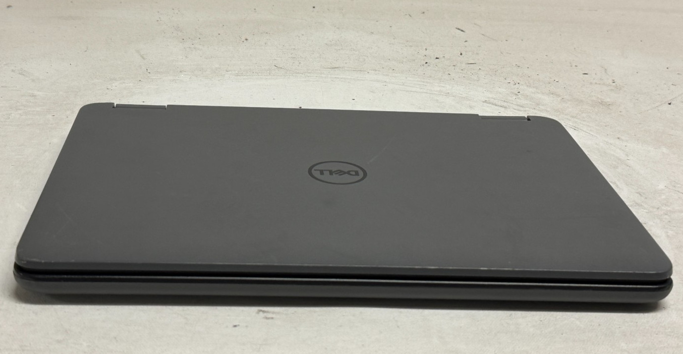 Dell Latitude 3140 2in1 11.6″ (N200 – 4GB RAM – 256GB SSD – Win11Home)