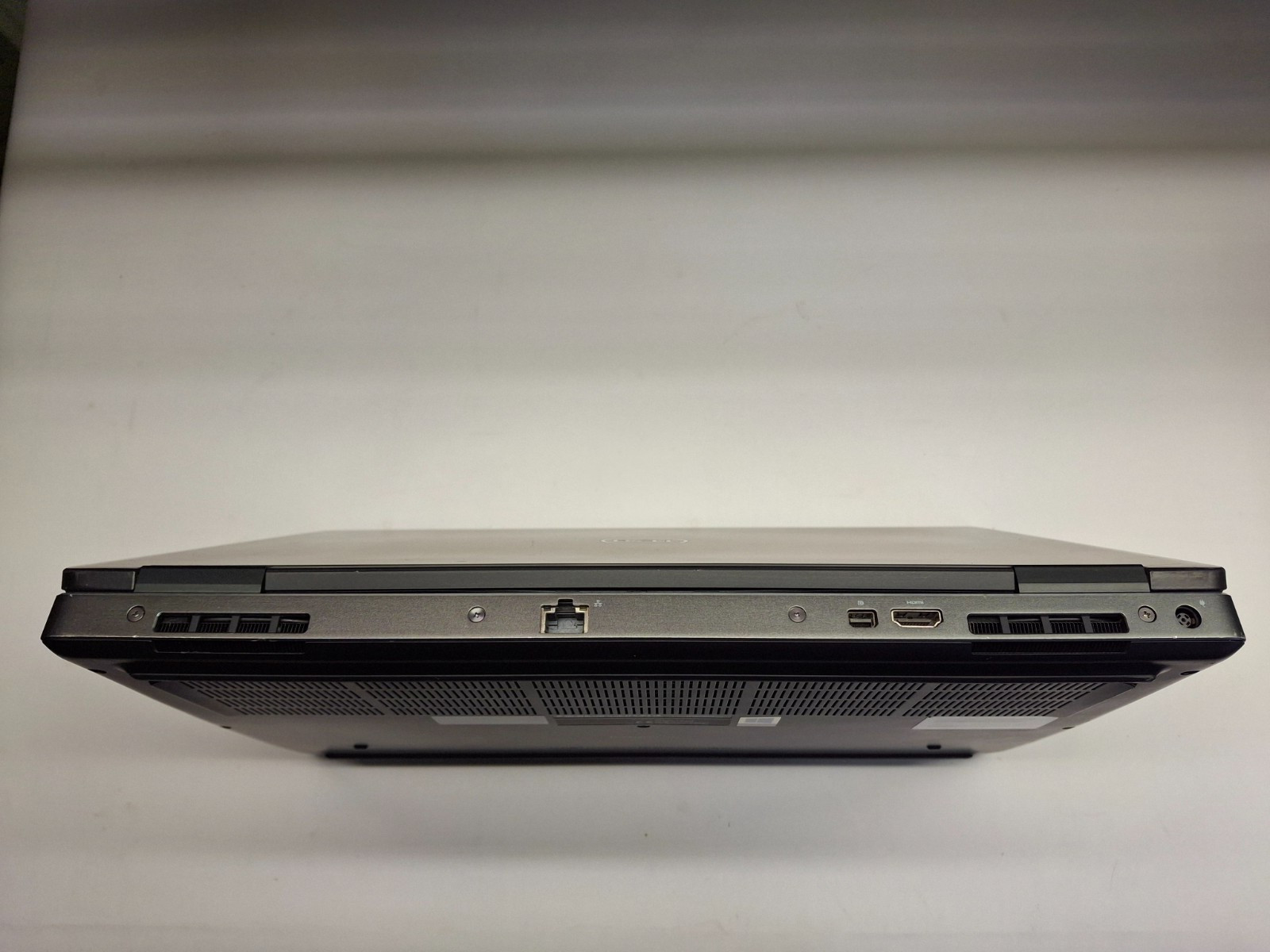 Dell Precision 7530 XEON E-2176M 2.70GHz Webcam 32GB 256GB SSD NVMe Wifi W11P
