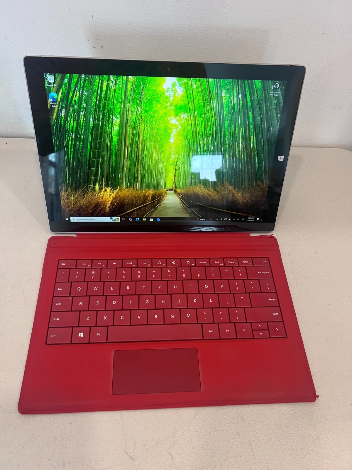 Microsoft Surface Pro 3 12 Touch i5-4300U 4GB 128GB SSD Win10 Pro + Keyboard