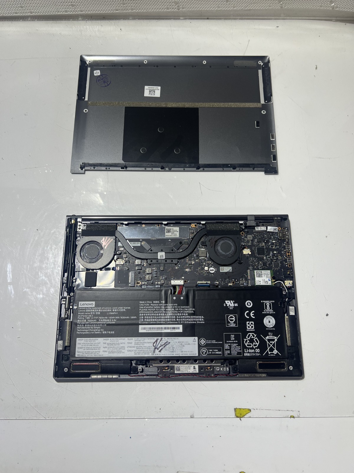 LENOVO YOGA C930-13IKB i5-8250U@1.60GHz 8GB RAM NO OS/SSD TOUCH FOR PARTS/REPAIR