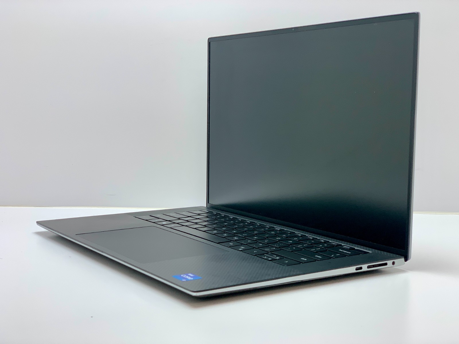 Dell Precision 5560 | i7-11800H | 32GB RAM | 512GB NVMe | LINUX