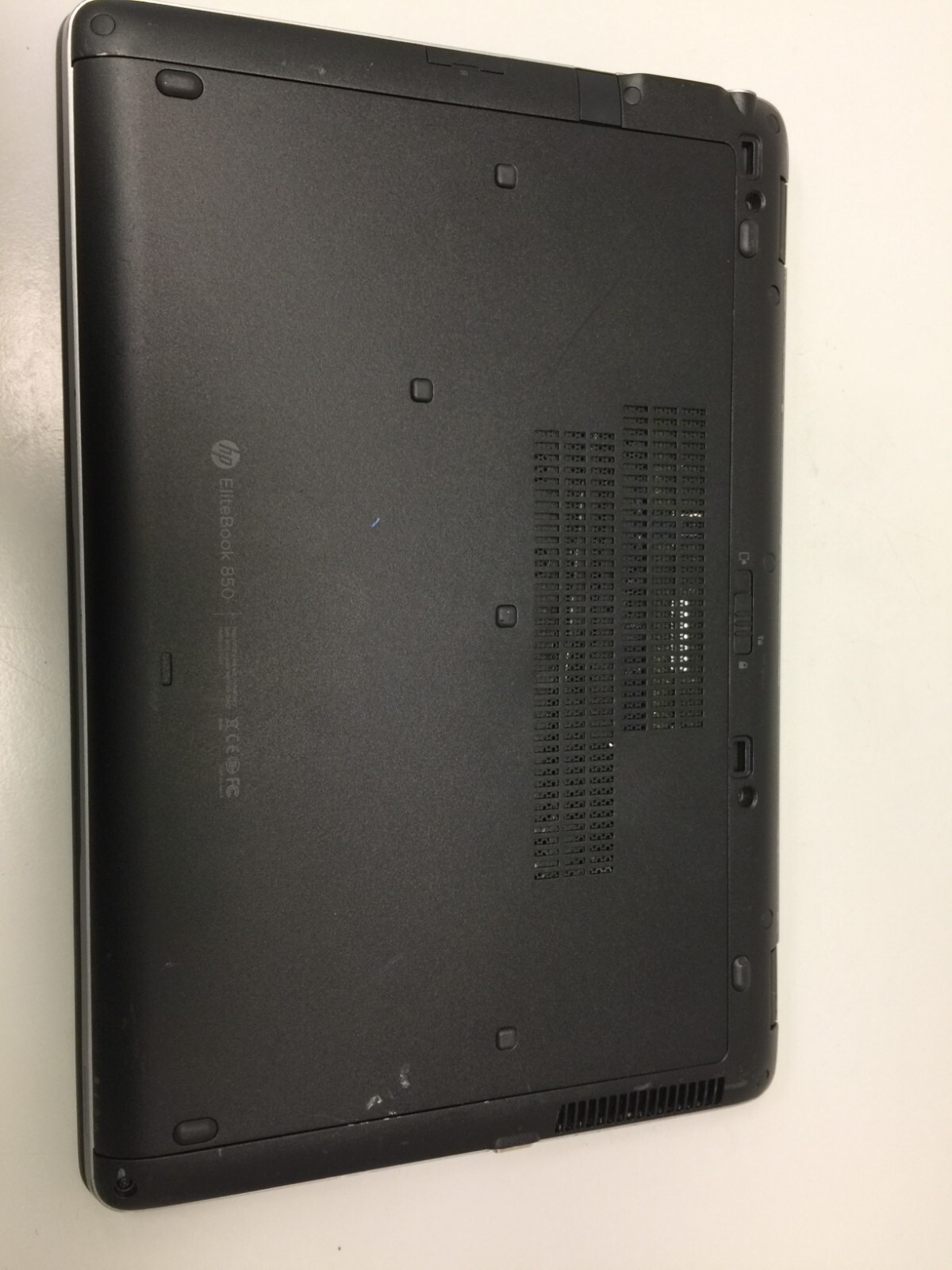 HP Elitebook 850 G1 Core i5-4th gen 8GB RM 1TB HHD 1.60 GHZ WIN 10 PRO