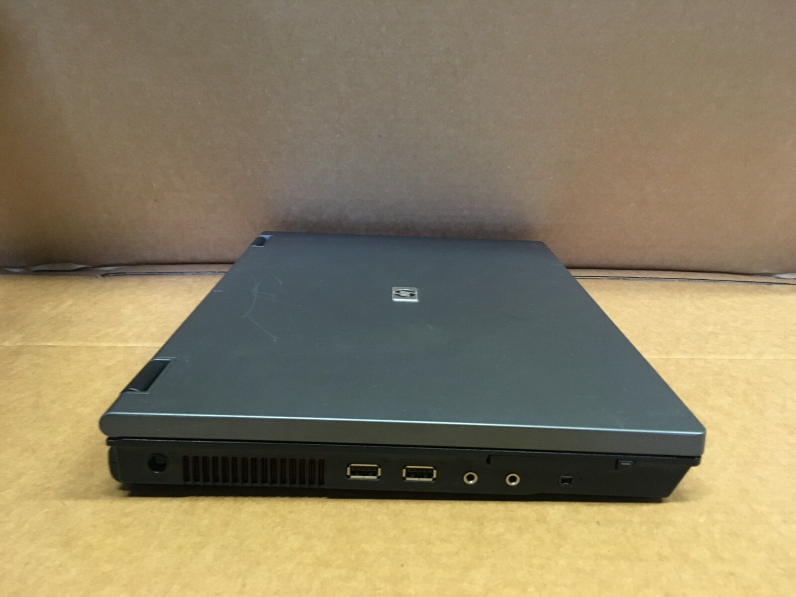 HP Compaq 6710b 15.4″ Laptop 2.0GHz 2GB 80GB HDD DVD WIFI LAN S-VIDEO WINDOWS XP