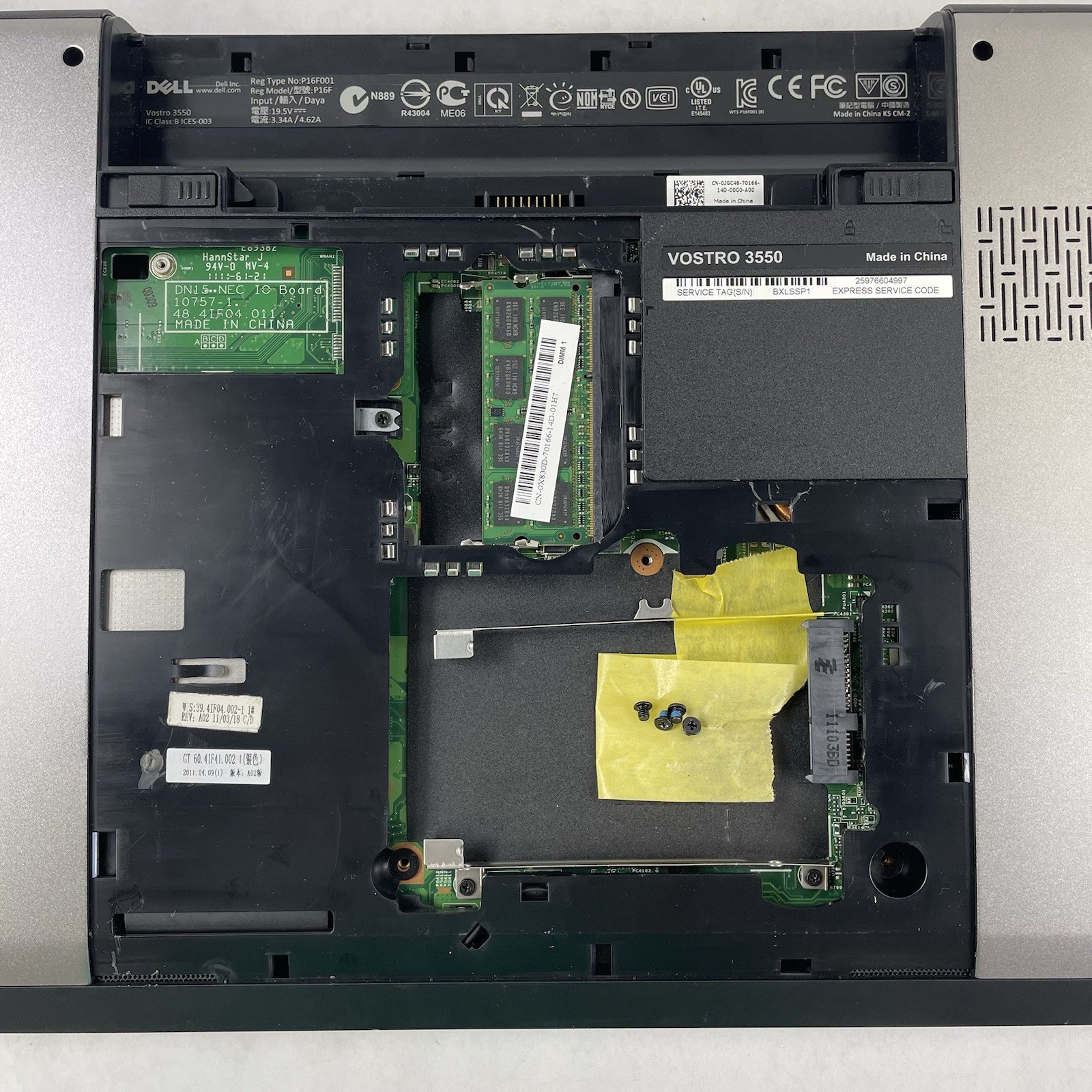 Dell Vostro 3550 15.6″ i3-2310M 2.10 GHz 4 GB RAM No SSD/OS/AC/Battery – Dents