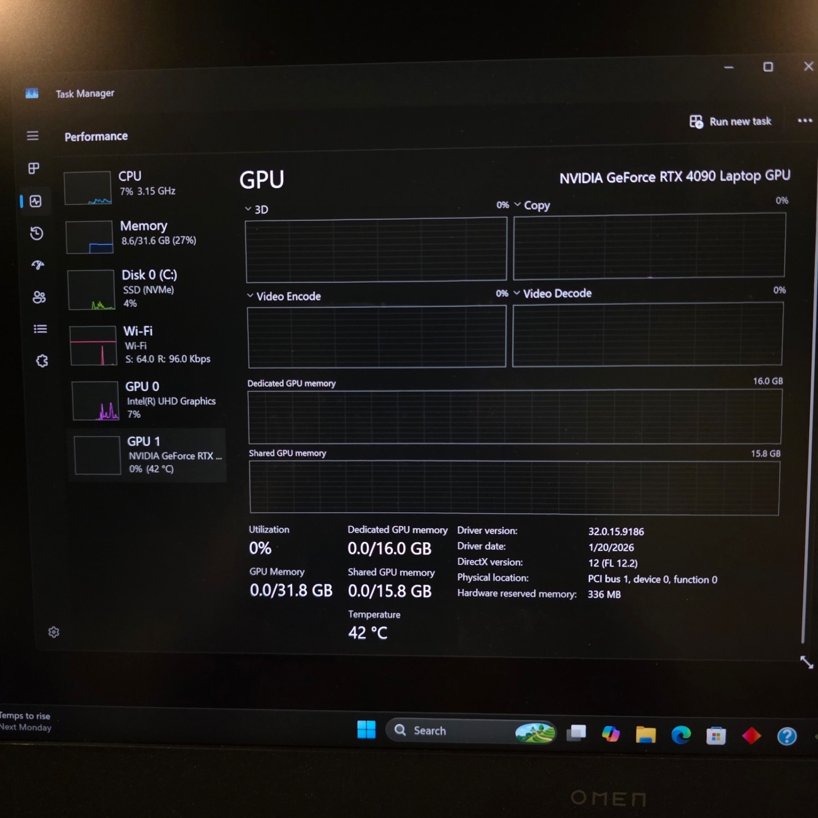 HP Omen 17.3″ 1440P 165Hz i7-13700HX 32GB 2TB SSD RTX 4090 175W 16G DDR6 Fast SH