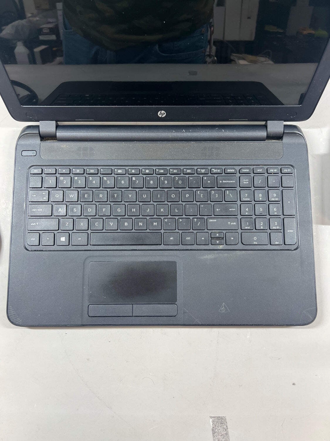 HP Laptop 15-F009WM 15.6″ E1-2100 1.0GHz 4GB RAM 500GB HDD Bad Battery