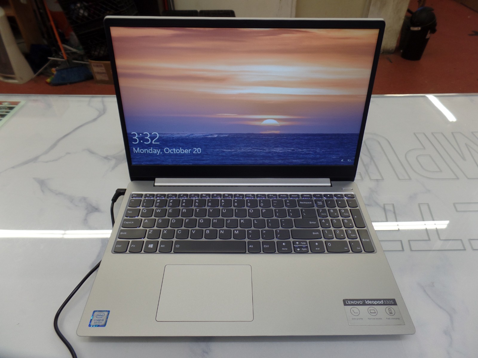 Lenovo IdeaPad 330S-15IKB 81F5 128GB SSD 8GB i5-8250U Win10 Backlit KB Laptop