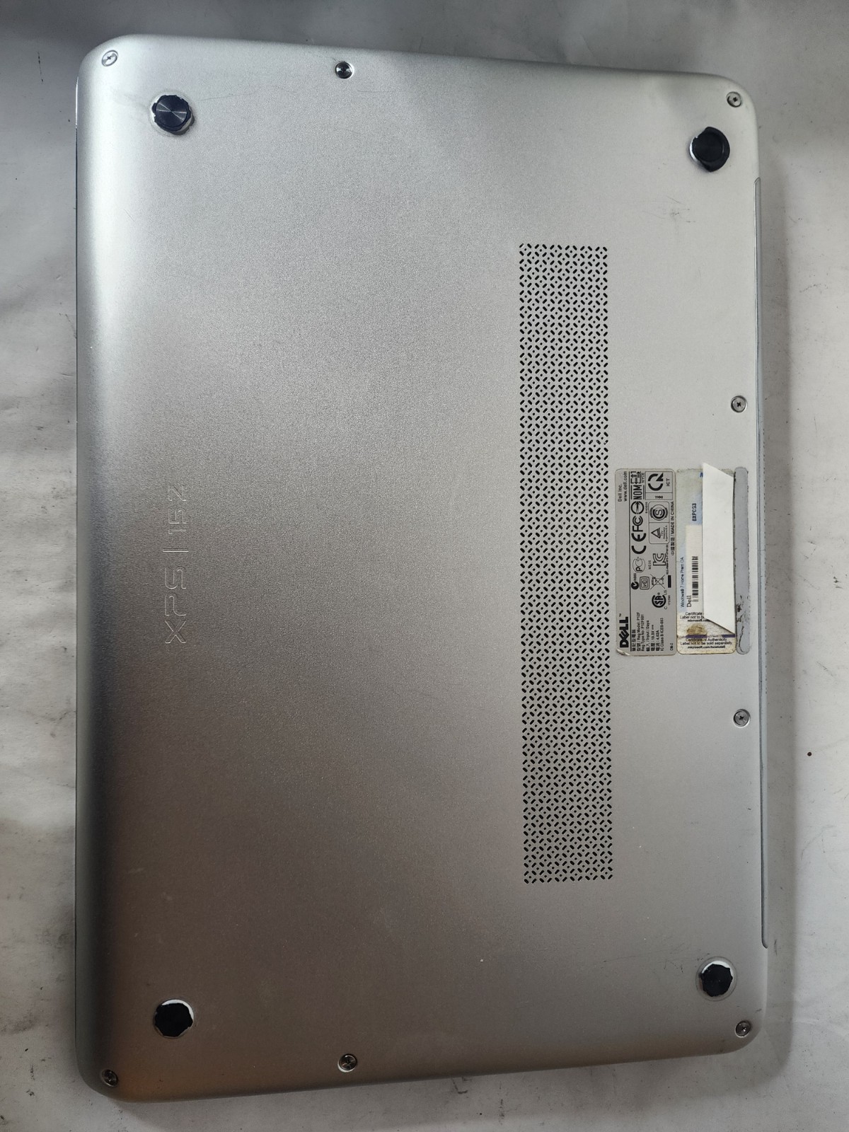 Dell XPS 15z L511Z 15.6″ Laptop Intel Core i5-2410m@2.30ghz, 6Gb Ram, 500GB HD