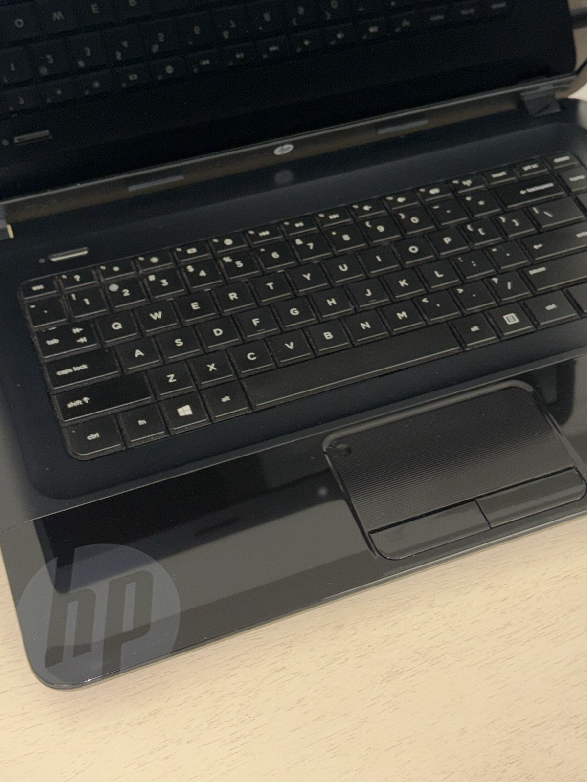 HP 2000 Laptop E0M11UA#ABA 15.6″ AMD E300 1.3GHz 4GB RAM 250GB HDD