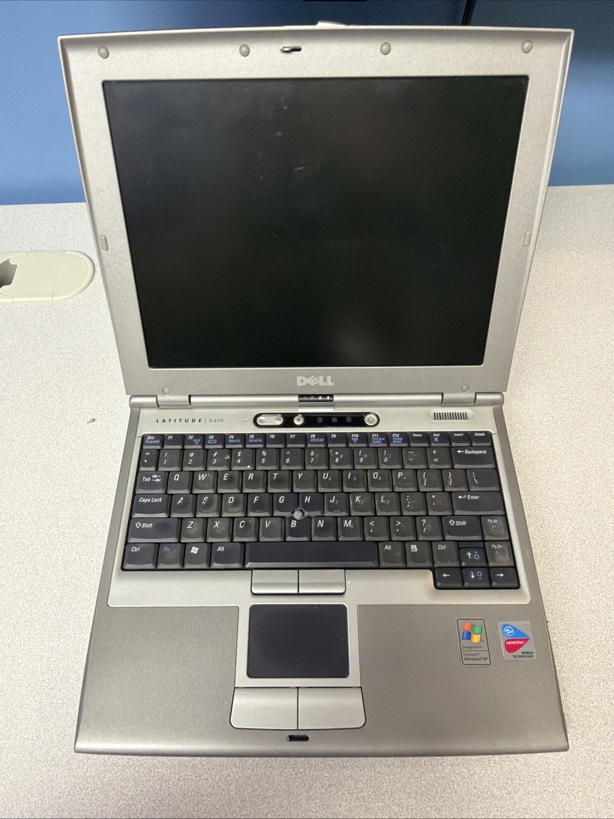 Dell Latitude D400 Centrino Pentium M 1.6GHz 1GB 40GB HDD Bad Display (PARTS)