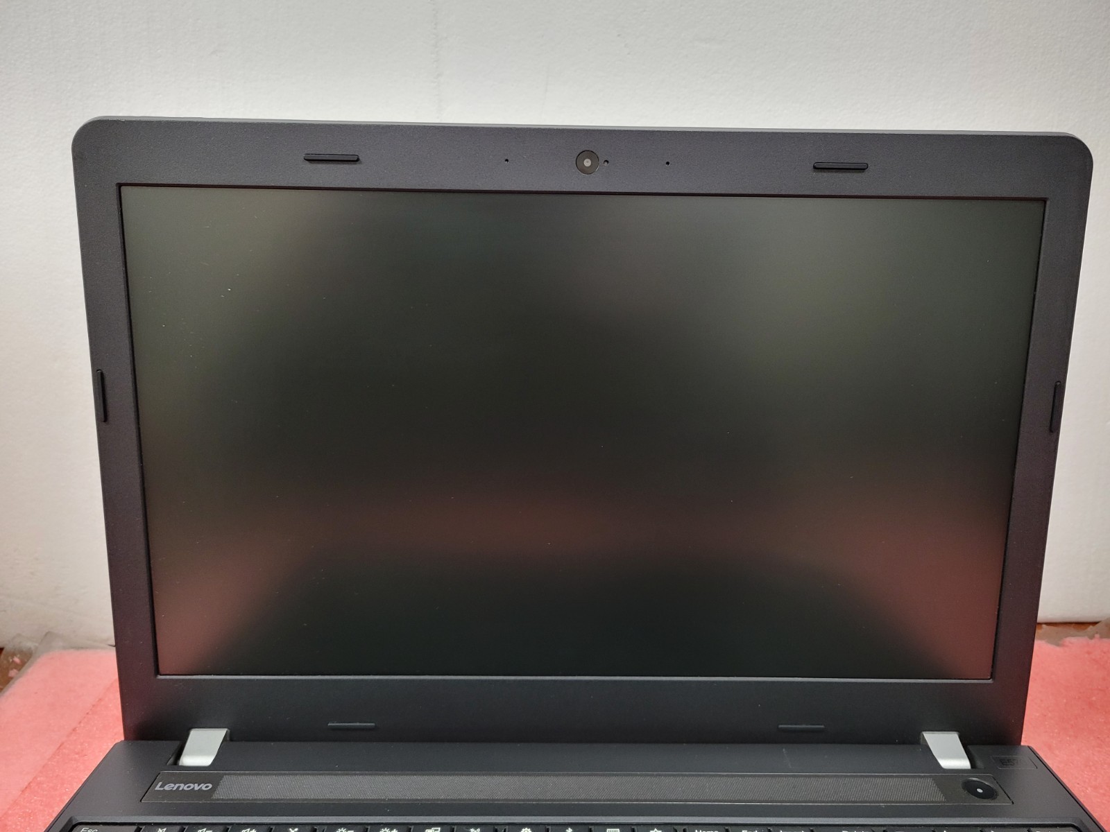 Lenovo ThinkPad E570 i5-7200U 4GB RAM *AS IS/No HDD/No OS/No Battery* | LP482