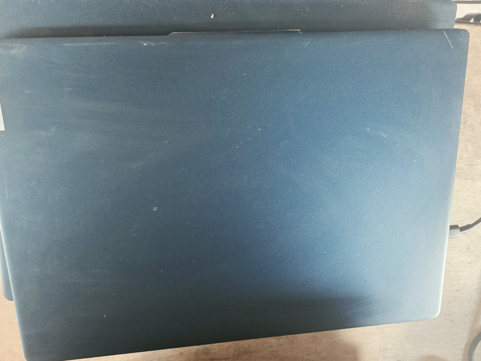 Lenovo IdeaPad Slim 5 16IRU9 16″ Touch 1TB Intel Core 7 150u 16 gb Works Usbc