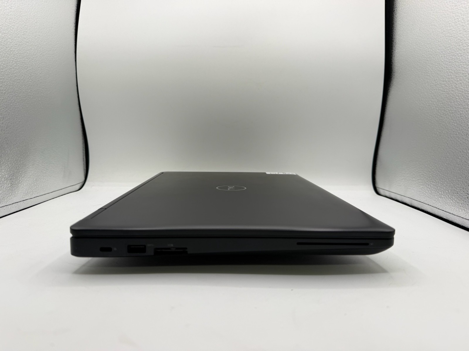 Dell Latitude 5591-i5-8400H@2.5GHz 8GB DDR4 Ram 256GB NVME SSD W11P UHD GFx (924