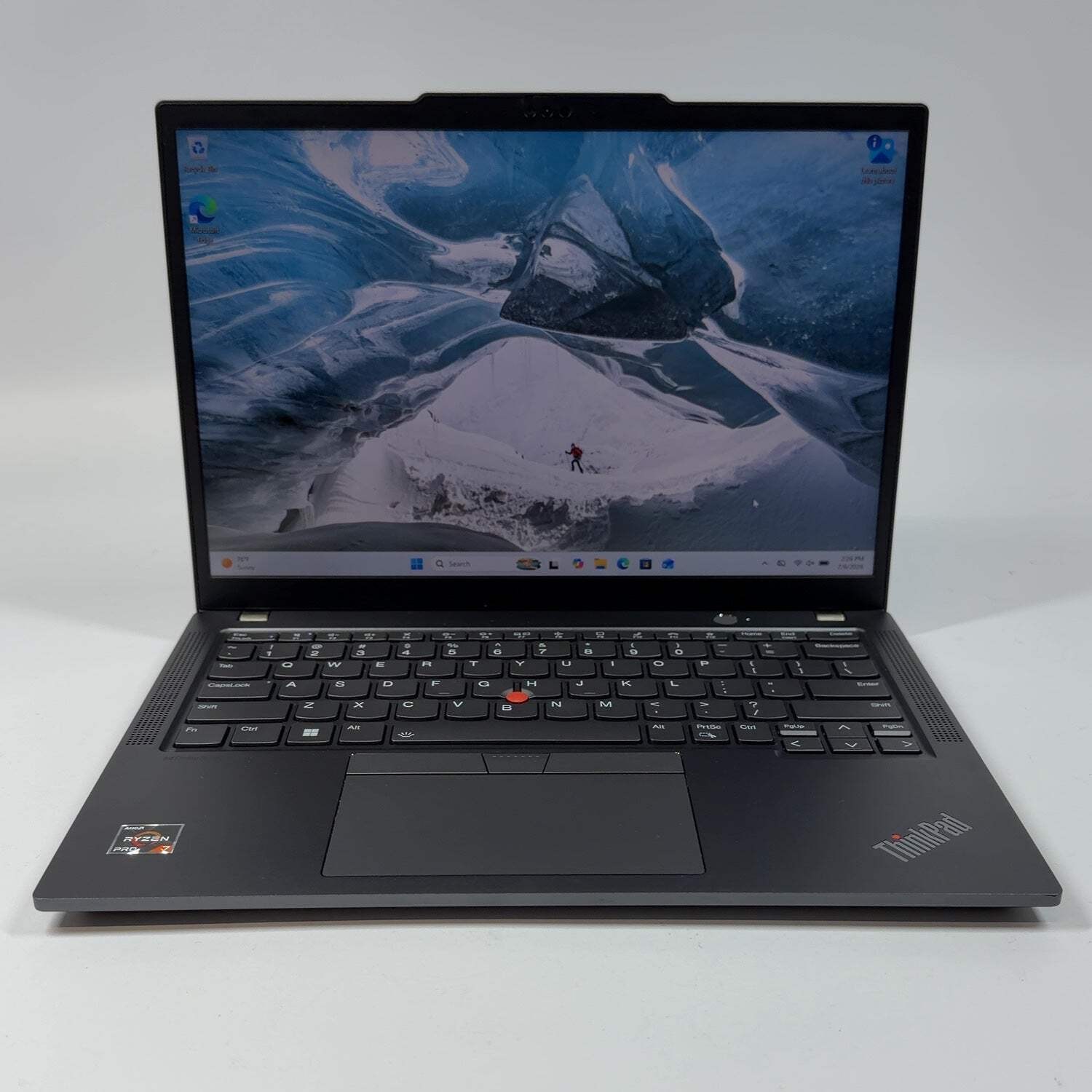 Lenovo ThinkPad X13 Gen 4 13.3″ Ryzen 7 Pro 7840U 3.3GHz 16GB RAM 512GB SSD