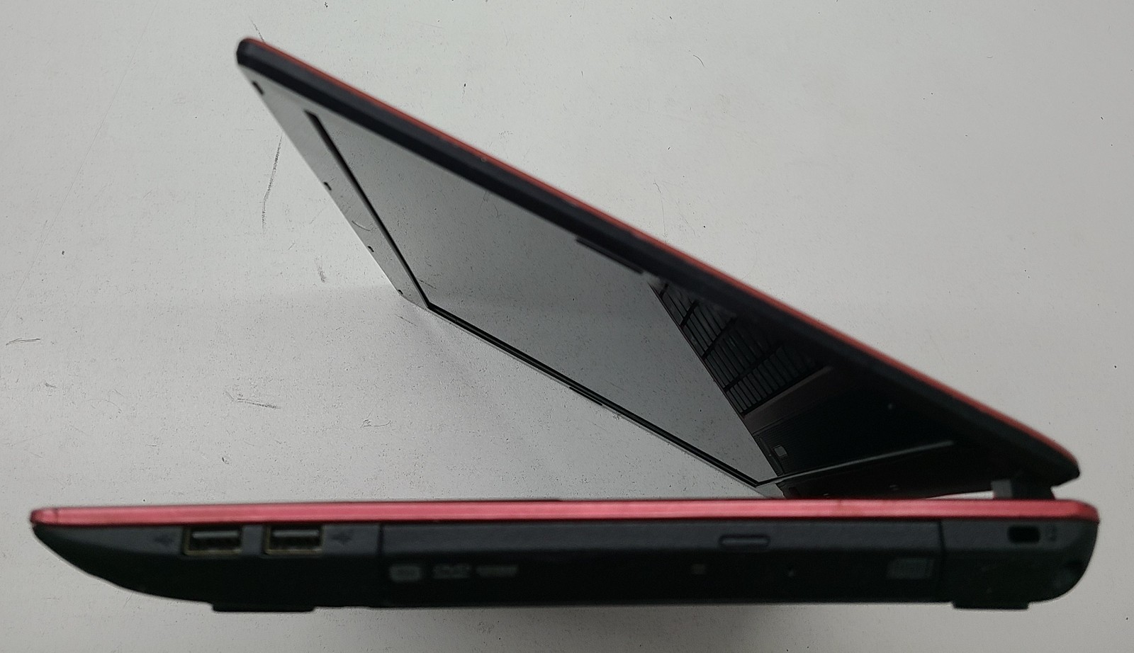 Acer Aspire 5253-BZ412 15.6″ Laptop AMD C-50 4GB Ram NO HD/OS (FL)
