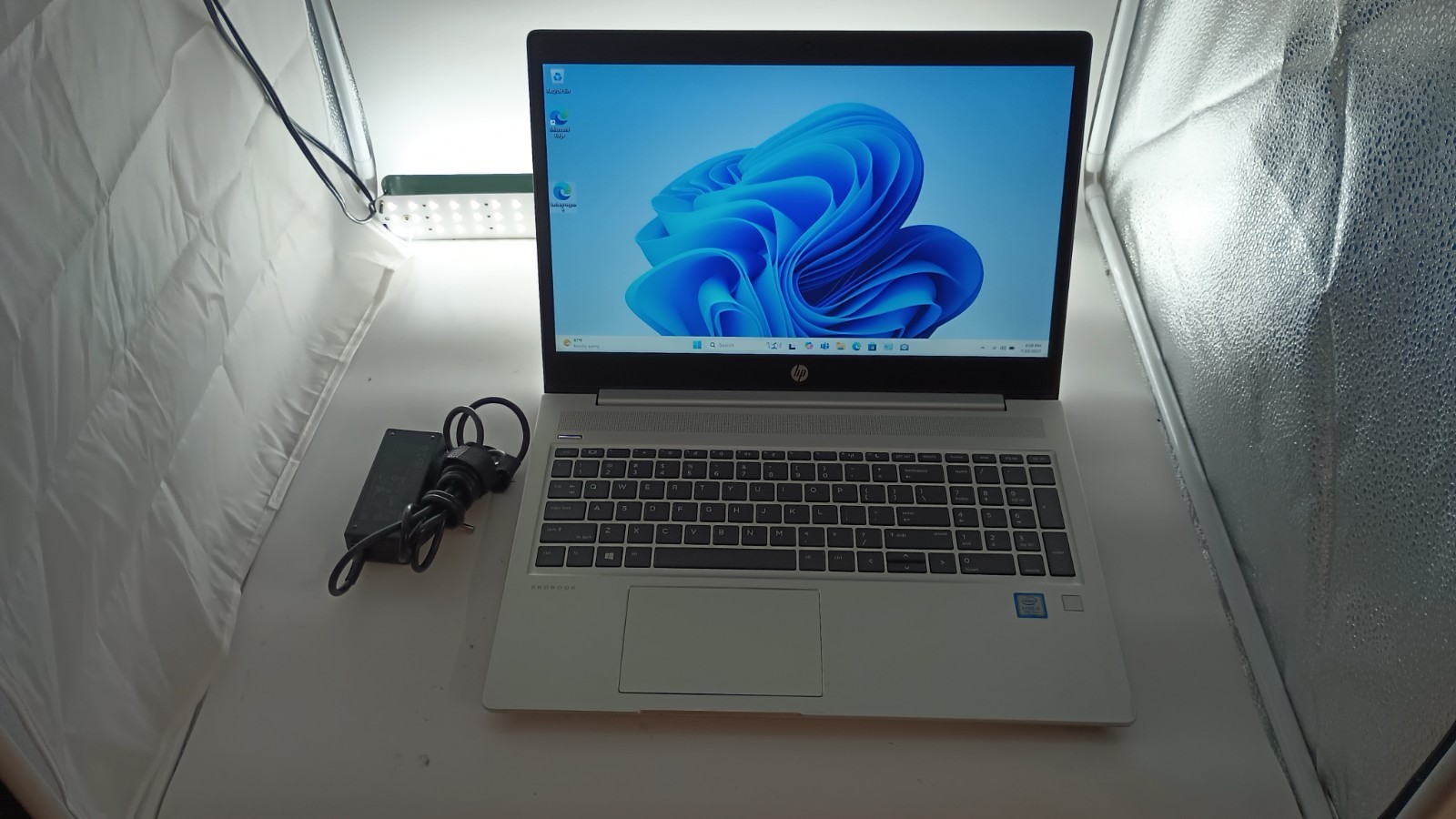 7197 ProBook450 G6 (Bios Lock!!) w/charger.i3-8145U.8GB.128GB M.2.15.6″.W11 Pro