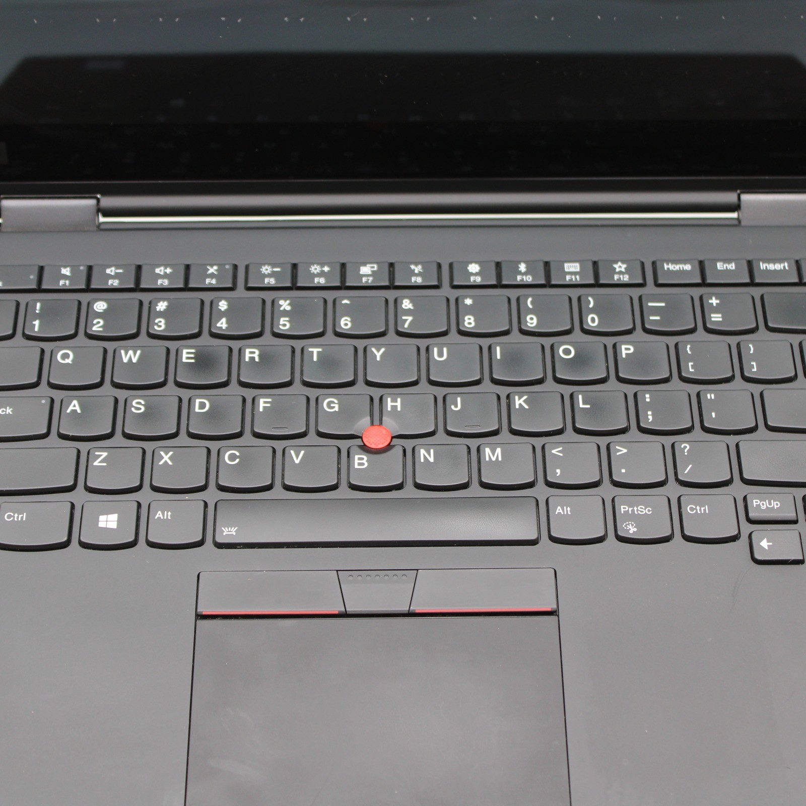 Lenovo ThinkPad X1 Yoga 3rd Gen 14in i5-8250U 8GB No OS, Drive, Power Cord