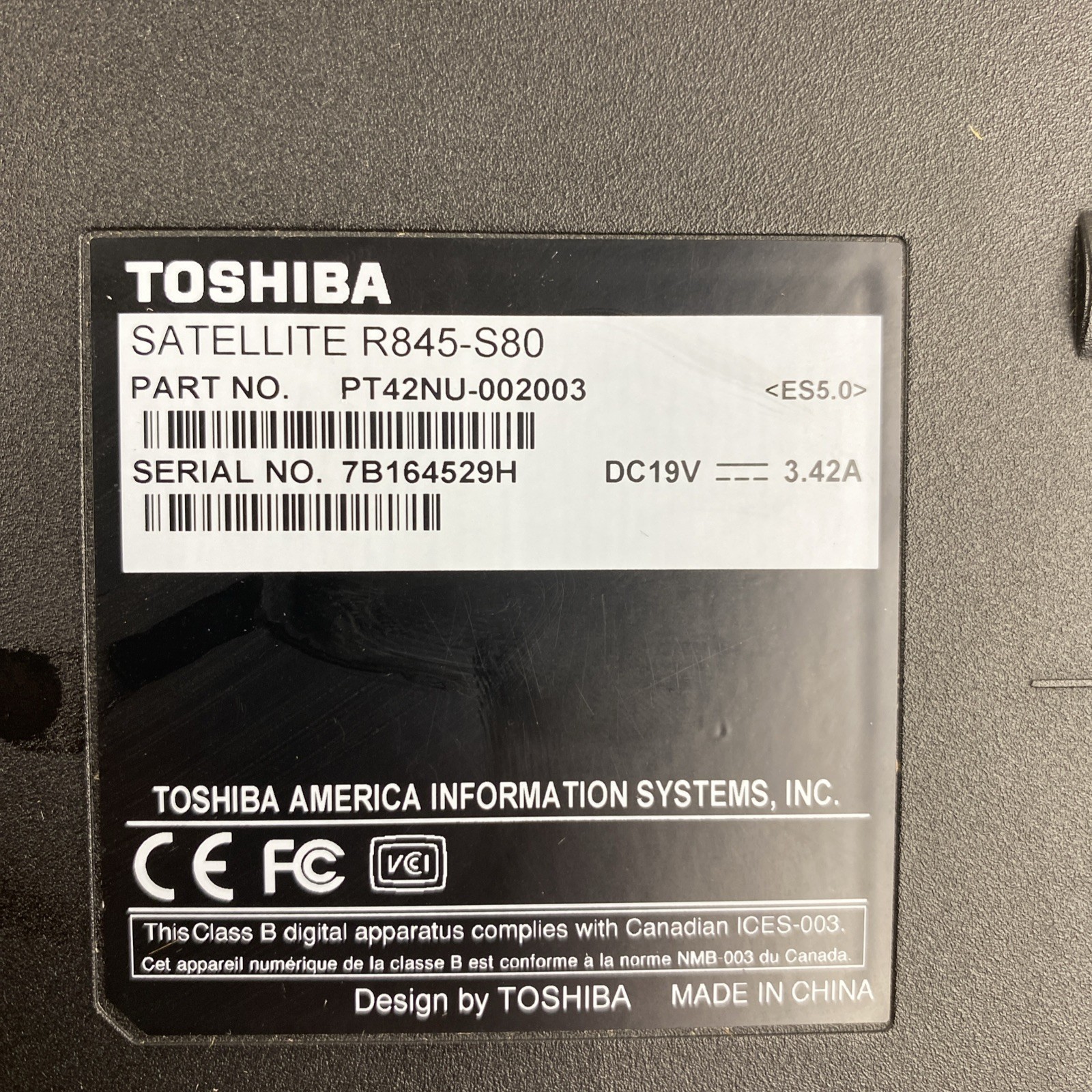 Toshiba Satellite R845 Intel Core i3-2310M 2.10GHz 4GB RAM 14″ No HDD No OS
