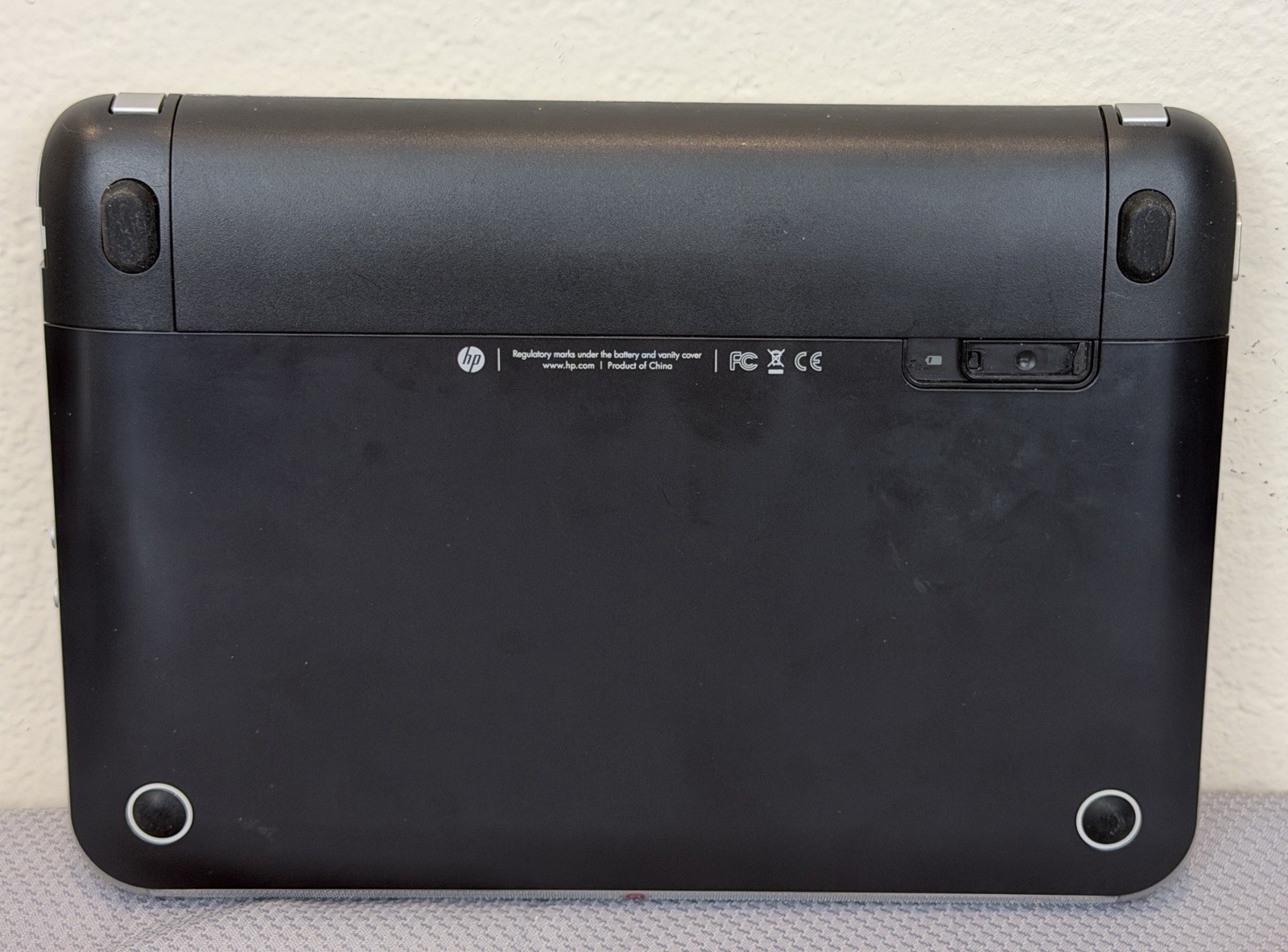 HP Mini 210-4150NR Beats Audio 10.1″ Netbook, Windows 7 – Works, No Power Cord