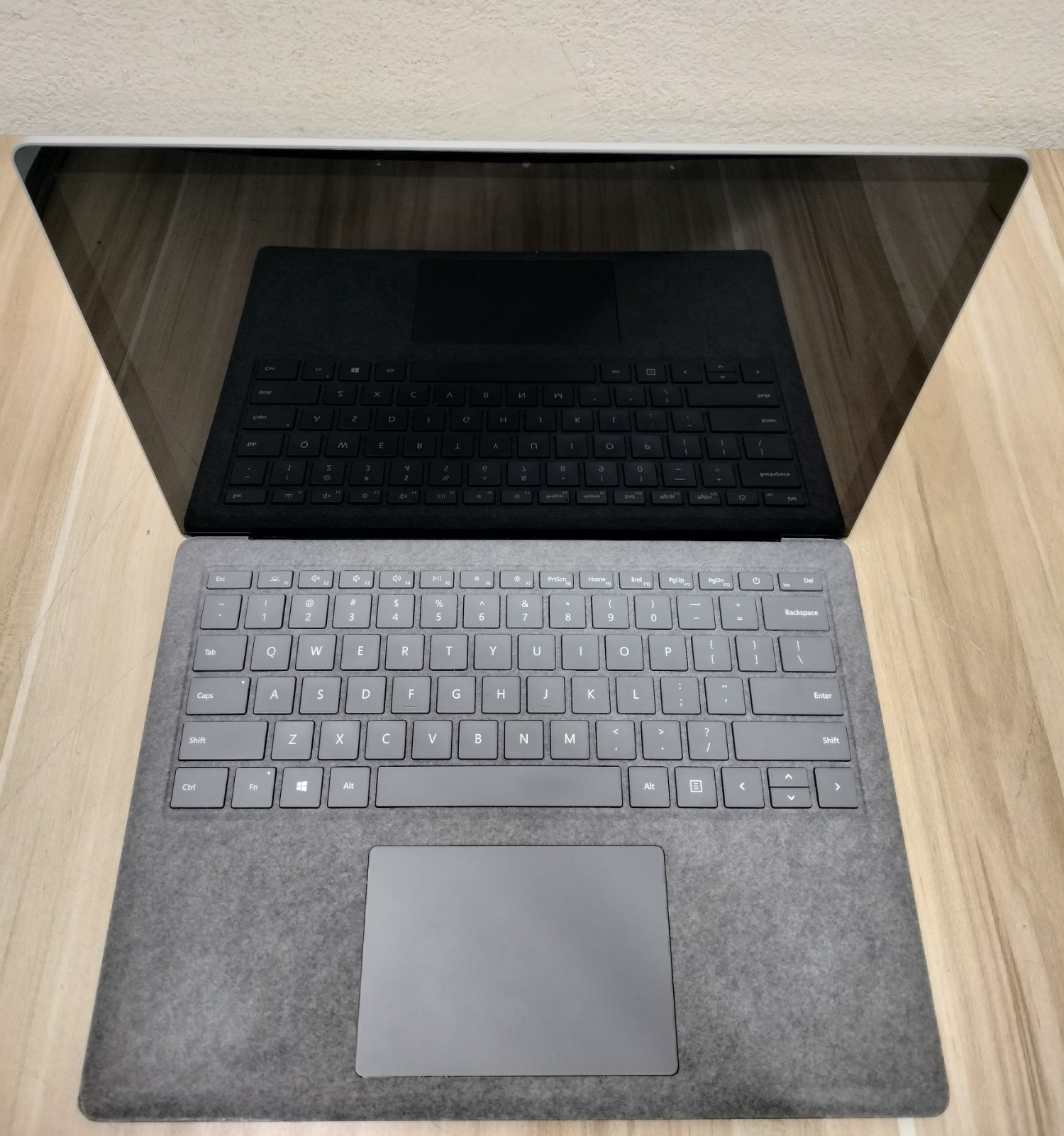 Microsoft Surface Laptop 3 1867 i7-1065G7 16GB RAM 512GB NVMe SSD