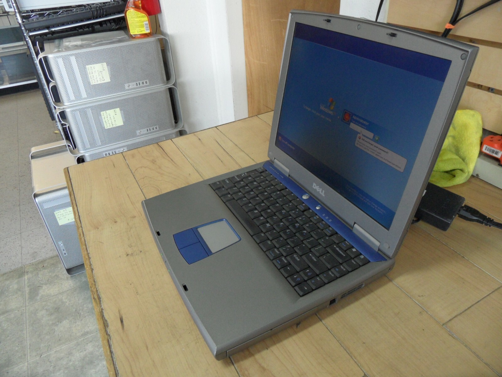 Dell Inspiron 1100 / Intel Celeron @ 2.3 GHz / Parts Laptop / Tested, Wiped