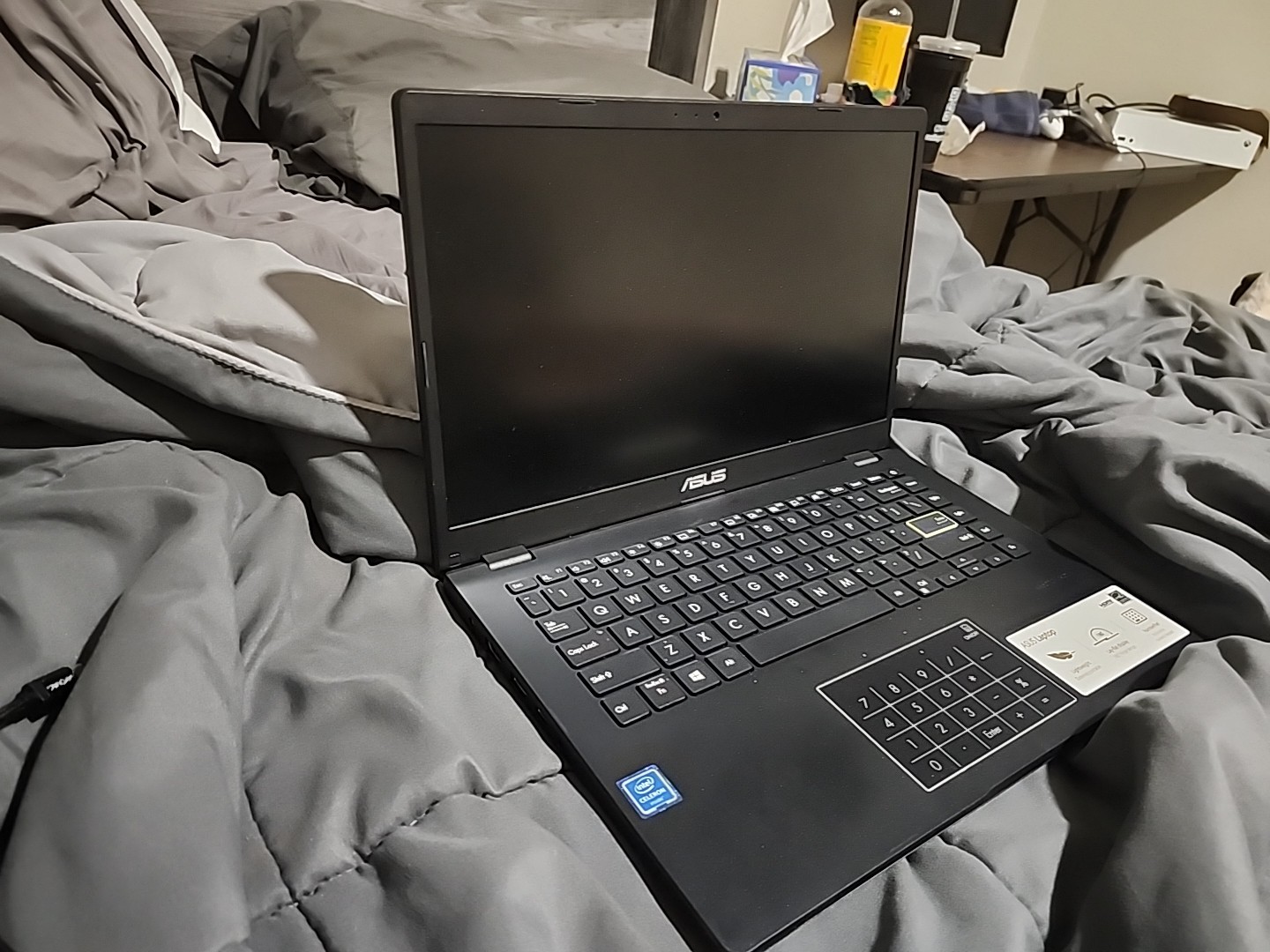 ASUS 14” E410M (64GB eMMC Intel Celeron N4020 +4GB RAM) -Win11-