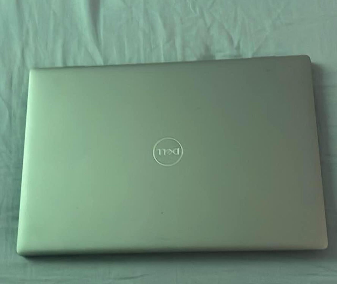 Dell Inspiron 15 5593-15.6″ FHD – 11gen i7-1195G7-3.9GB – 235GB SSD – Plata