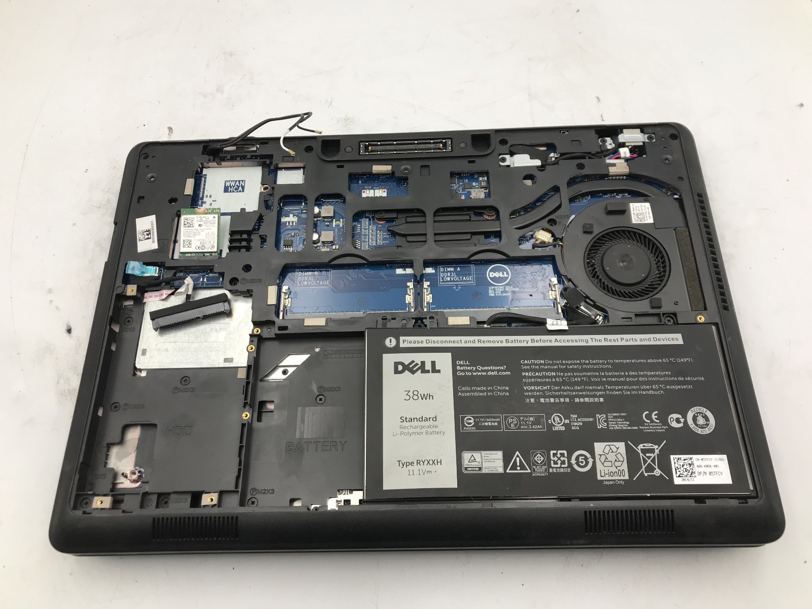 DELL LATITUDE E5450 – BOOTS TO BIOS/LOCKED – INTEL I3 5010U – NO RAM – READ – BB