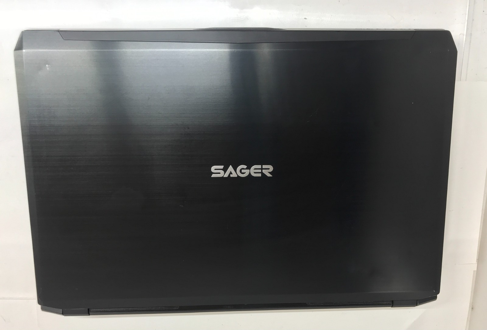 SAGER P670RE i7-6700HQ@2.60GHz 8GB RAM 1TB HDD W11P NVIDIA GTX 970M *READ