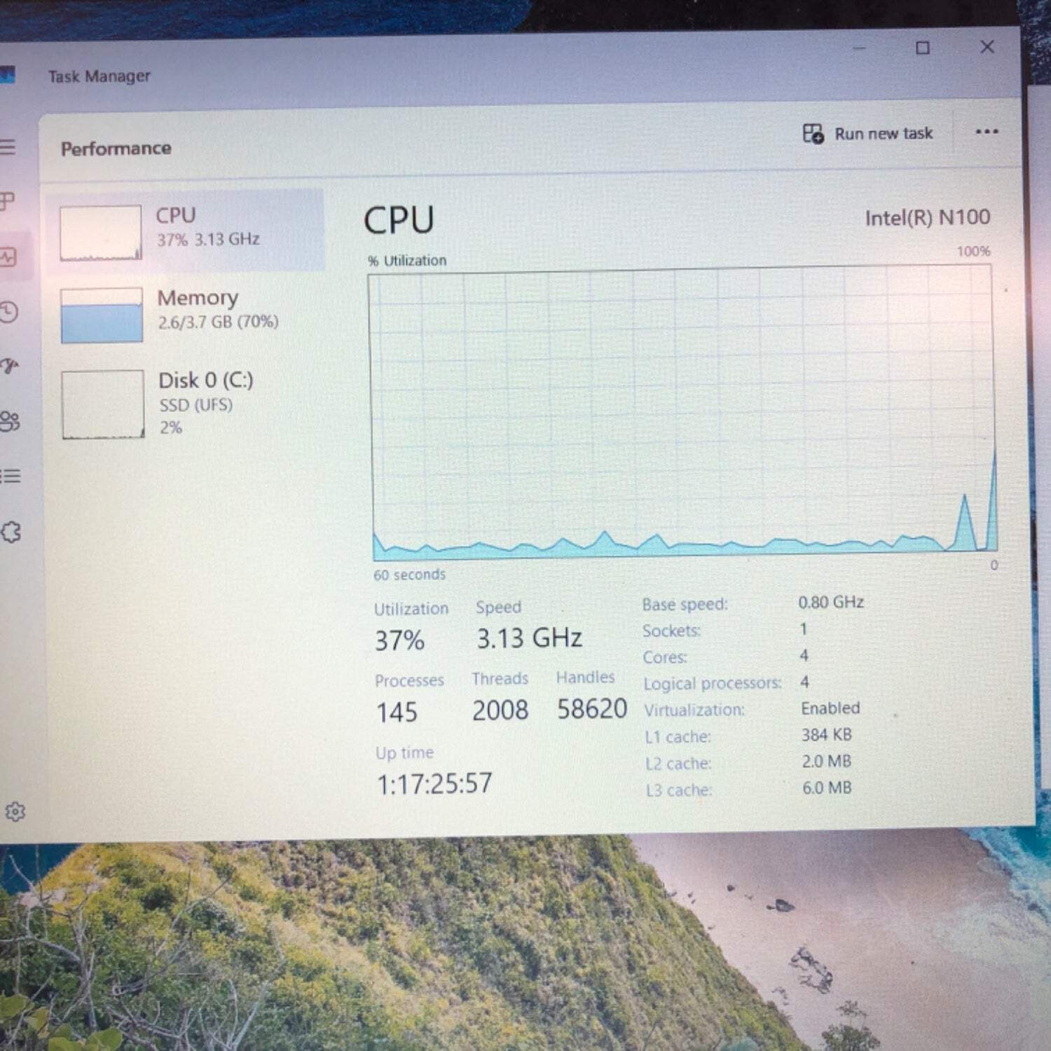 Lenovo ideapad slim 3 15IAN8 15.6″ N100 1.0GHz 4GB RAM 128GB SSD