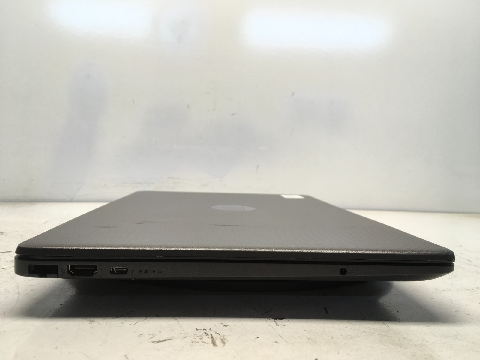 HP 255 G8 AMD Ryzen 5 5500U 2100MHz 4 GB NO HDD