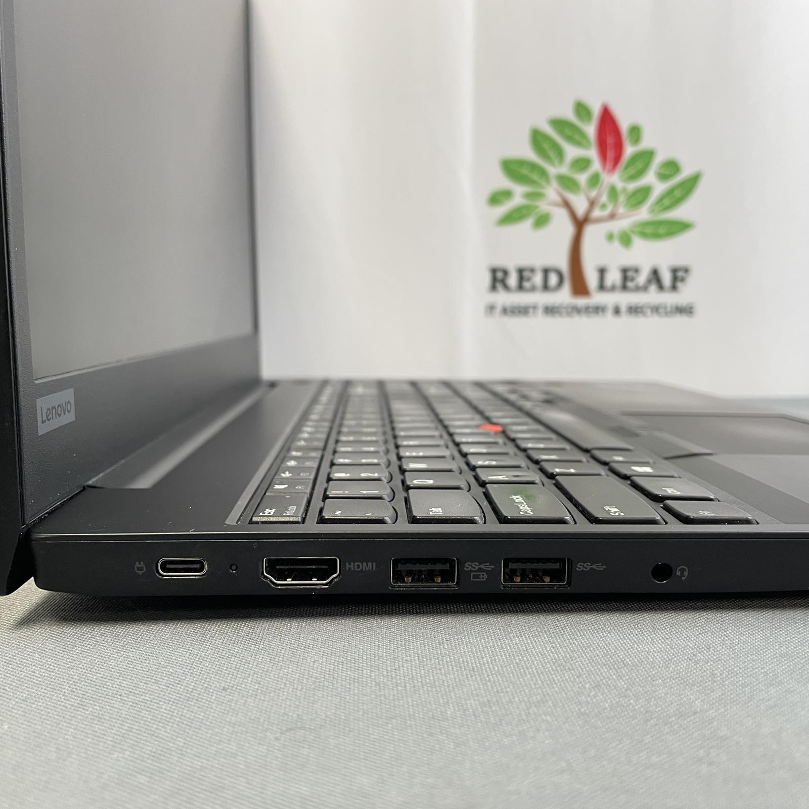 Lenovo ThinkPad E590 15.6 in FHD, Core i5-8265U 8GB 256GB NVMe Win 11 Pro | Good