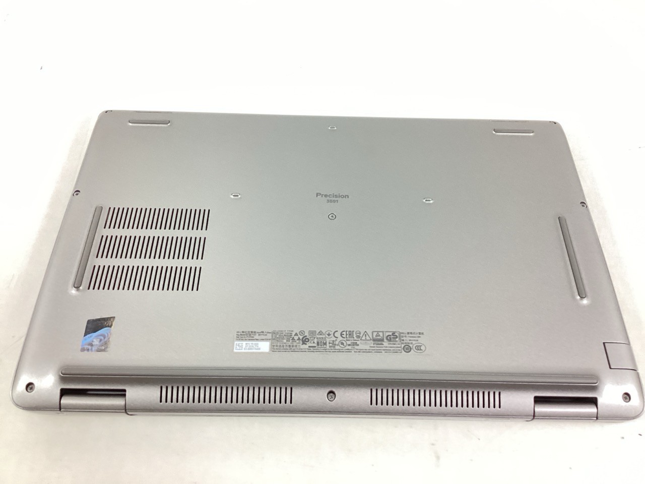 Dell Precision 3591 15.6″ FHD Ultra 7-155H 16GB 512GB SSD RTX 500 WiFi 6E -5J9V3