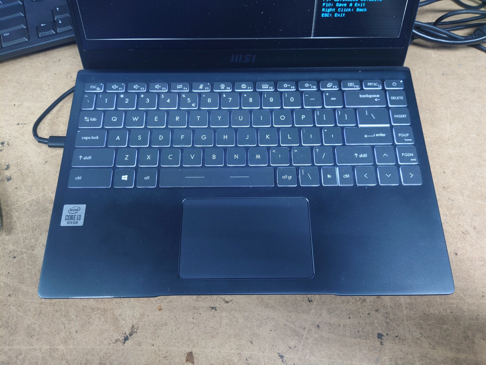 MSI Modern 14 MS-14D1 14″ FHD i3-10110U 8GB RAM No SSD/OS